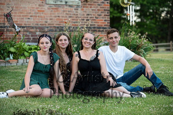 Family_043