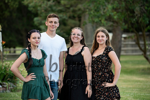 Family_045