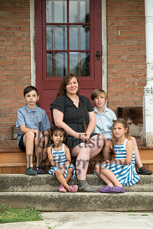 Family_074